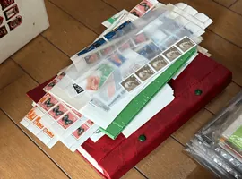 前島密(1円普通切手)/オオムラサキ(75円普通切手)など(バイセル公式サイト掲載の実績写真)
